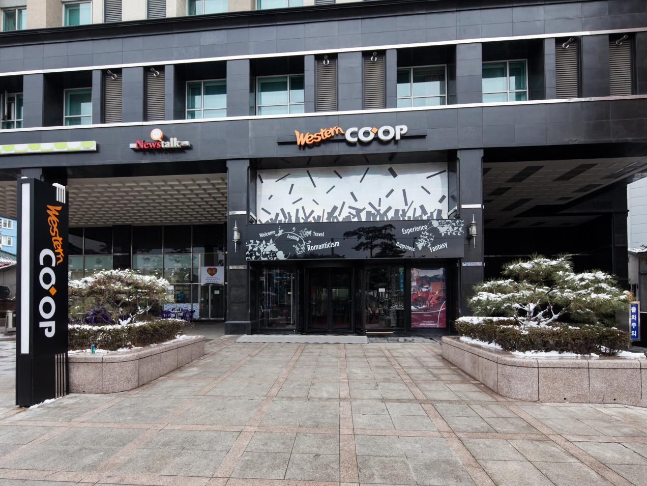 Western Coop Hotel & Residence Dongdaemun Сеул Экстерьер фото