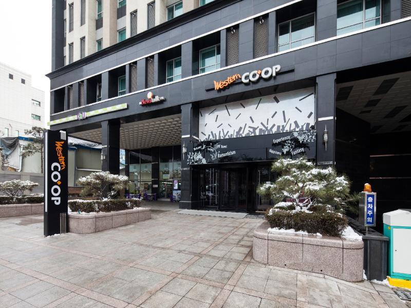 Western Coop Hotel & Residence Dongdaemun Сеул Экстерьер фото